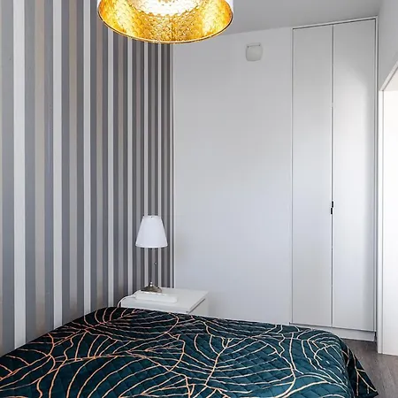 Apartment Cybernetyki Luxe Warsaw